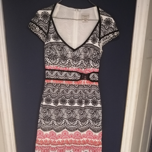 Floral Karen Miller dress - Picture 3 of 9